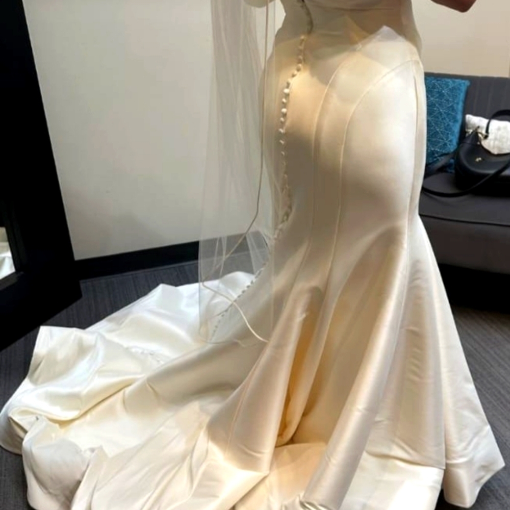 Colby John Ivory wedding dress